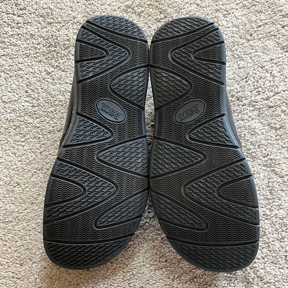 NWOT Mens Born Shoes - Picture 4 of 5